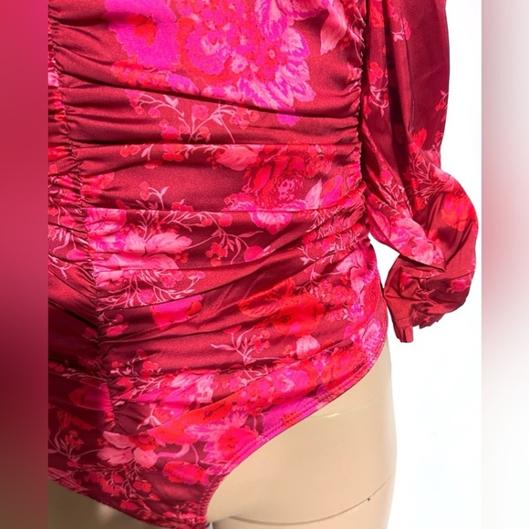 NEW For Love And Lemons Red Floral Print  Ruched Puff Sleeve Bodysuit Blouse XS - Picture 6 of 15